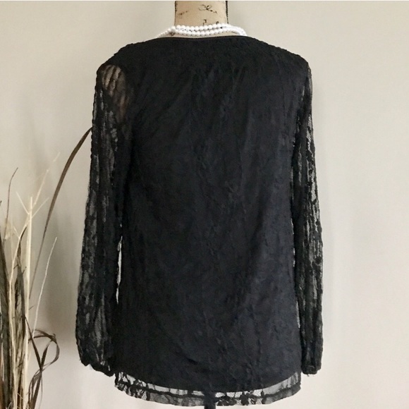 •Style & Co• black lace top {D24} - Picture 3 of 4